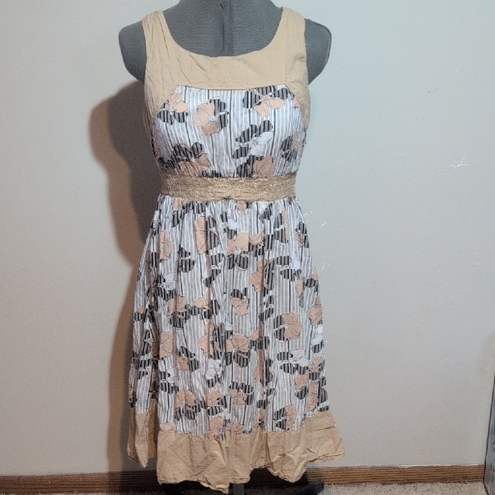 Chic Striped Floral Midi Dress - Tan and Black
